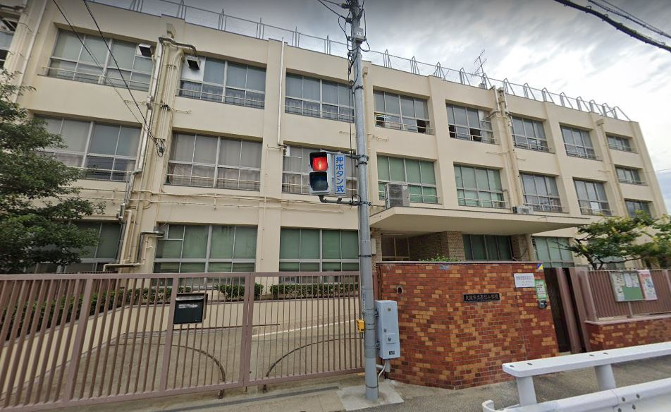 【小学校】大阪市立墨江小学校まで248ｍ