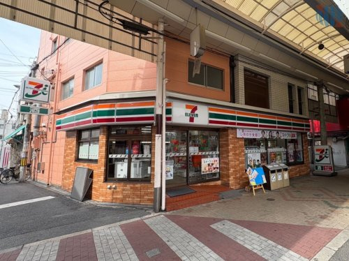 【コンビニエンスストア】セブンイレブン　三津屋店まで452ｍ