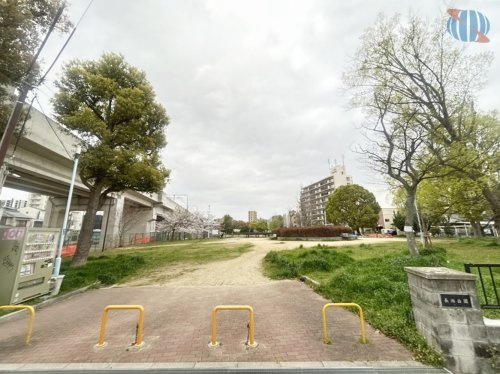 【公園】長池公園まで160ｍ