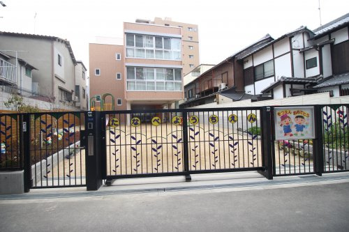 【幼稚園】田辺幼稚園まで320ｍ