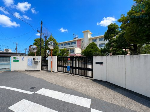 【小学校】枚方市立枚方第二小学校まで1441ｍ