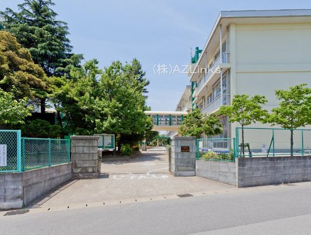 【小学校】小倉小学校まで94ｍ