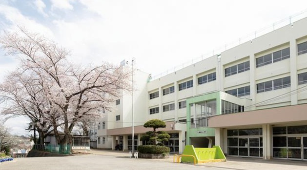 【小学校】高根東小学校まで1000ｍ