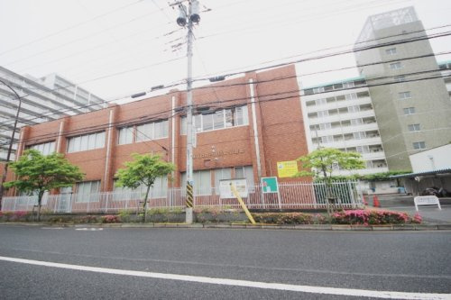 【図書館】谷戸図書館（公民館）まで171ｍ