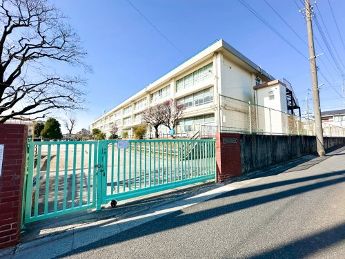 【小学校】練馬区立大泉西小学校まで640ｍ