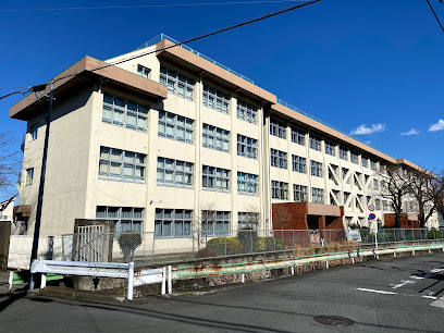 【中学校】昭島市立多摩辺中学校まで658ｍ