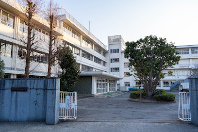 【小学校】府中市立四谷小学校まで515ｍ