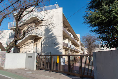 【中学校】府中市立　府中第四中学校まで768ｍ
