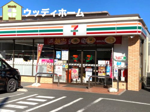 【コンビニエンスストア】セブンイレブン　越谷宮本町1丁目店まで688ｍ