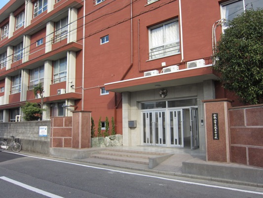 【中学校】城東中学校まで1036ｍ