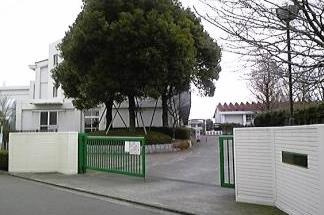 【中学校】平塚市立旭陵中学校まで433ｍ
