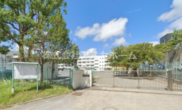 【小学校】横浜市立桂台小学校まで268ｍ