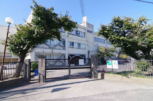 【中学校】岸和田市立春木中学校まで266ｍ