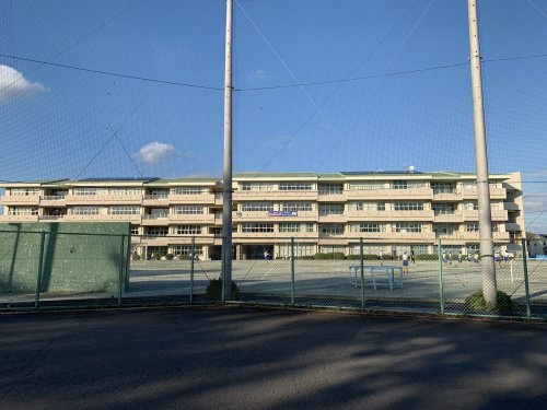 【小学校】霞ヶ関北小学校まで1506ｍ