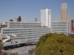 【市役所・区役所】目黒区総合庁舎まで479ｍ