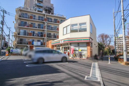 【コンビニエンスストア】セブンイレブン　世田谷宮坂3丁目店まで63ｍ