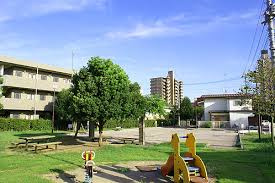 【公園】西所沢公園まで350ｍ