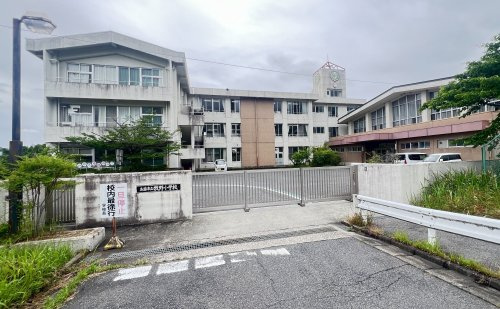 【小学校】五條市立牧野小学校まで823ｍ