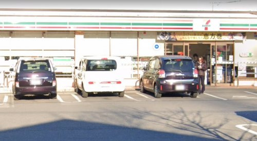 【コンビニエンスストア】セブンイレブン　柏松葉町店まで303ｍ