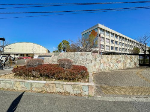 【中学校】多摩市立多摩永山中学校まで283ｍ