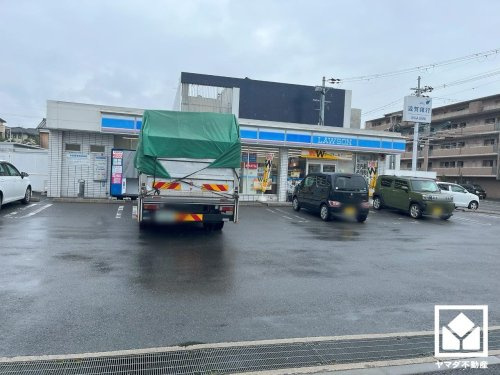 【コンビニエンスストア】ローソン　宇治大久保店まで691ｍ