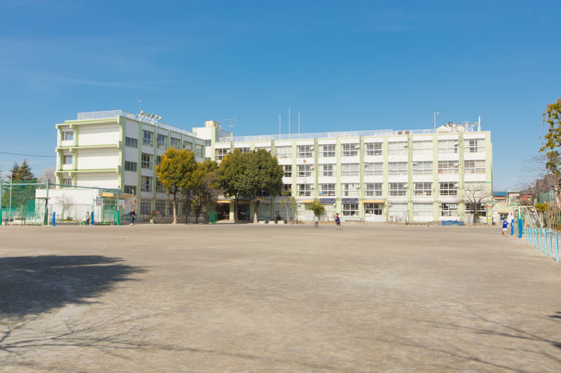【小学校】江戸川区立篠崎第四小学校まで800ｍ