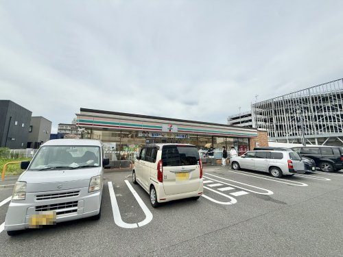 【コンビニエンスストア】セブンイレブン　名古屋外新町3丁目店まで242ｍ