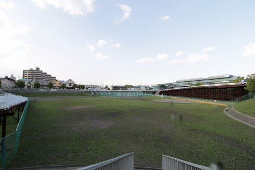 【公園】びくに公園まで420ｍ