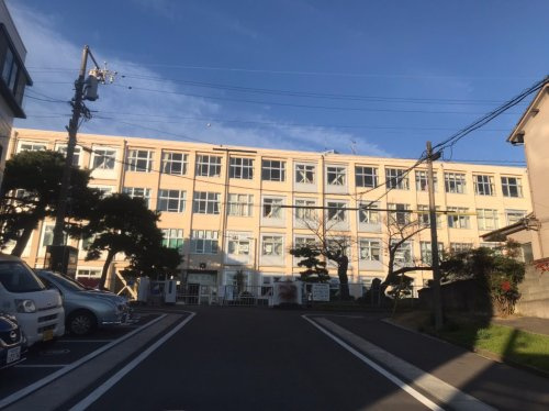 【中学校】浜松市立高台中学校まで423ｍ