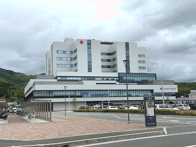 【総合病院】高知赤十字病院まで710ｍ