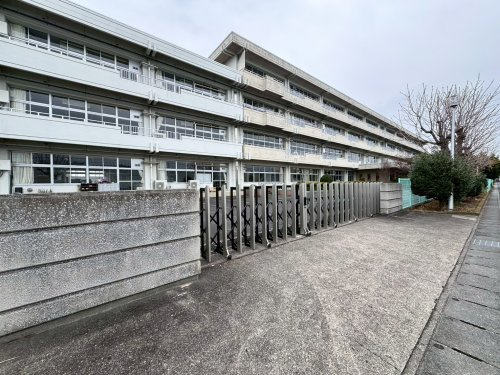 【中学校】小山市立城南中学校まで2107ｍ