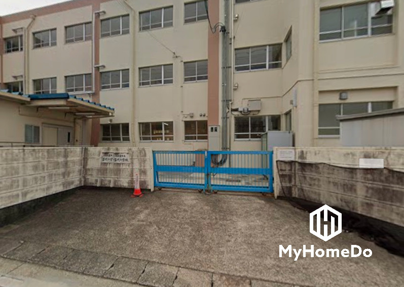 【小学校】名古屋市立苗代小学校まで160ｍ