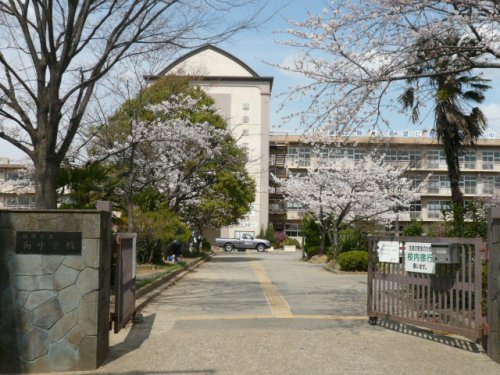 【中学校】越谷市立南中学校まで1000ｍ