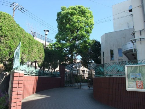 【中学校】板橋区立上板橋第二中学校まで700ｍ