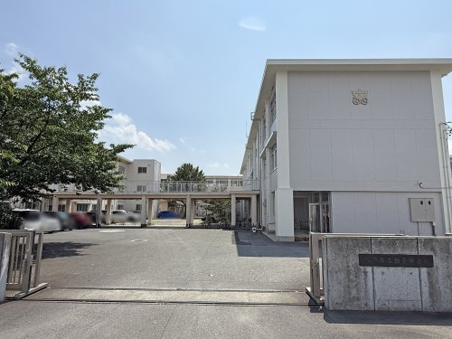 【中学校】鈴鹿市立白子中学校まで2533ｍ