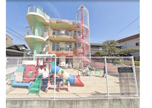 【幼稚園】まかみこども園まで640ｍ