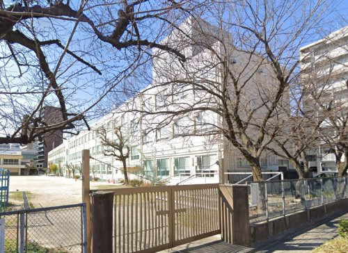 【小学校】名古屋市立八熊小学校まで466ｍ