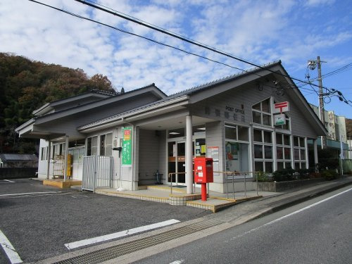 【郵便局】鈴張郵便局まで1180ｍ