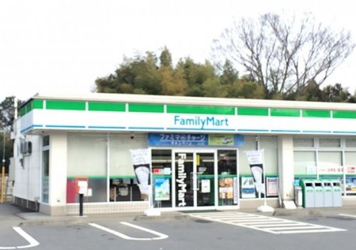 【コンビニエンスストア】ファミリーマート美野里羽鳥店まで1007ｍ