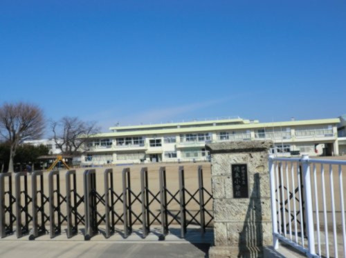 【小学校】伊勢崎市立境東小学校まで700ｍ