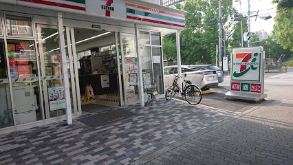 【コンビニエンスストア】セブンイレブン大阪築港1丁目店まで1021ｍ