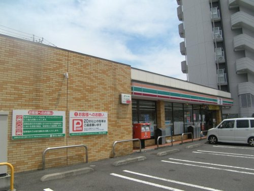 【コンビニエンスストア】セブンイレブン　原町田5丁目店まで549ｍ
