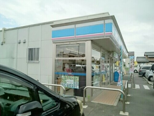 【コンビニエンスストア】ローソン　木曽川高校西店まで615ｍ