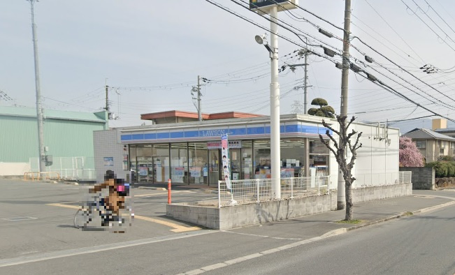 【コンビニエンスストア】ローソン八尾福万寺一丁目店まで500ｍ