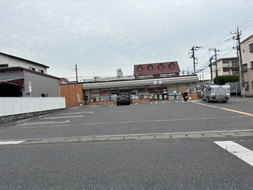 【コンビニエンスストア】セブンイレブン熊谷伊勢町店まで564ｍ