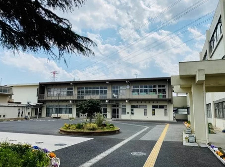【小学校】佐倉市立下志津小学校まで750ｍ