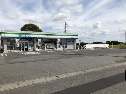 【コンビニエンスストア】ファミリーマートつくば手代木店まで1700ｍ