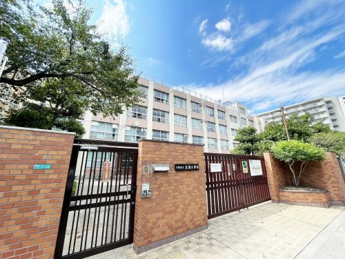 【小学校】大阪市立友渕小学校まで22ｍ