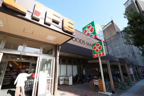 【スーパー】ライフ　堂島大橋店まで230ｍ