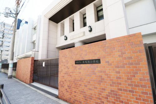 【小学校】大阪市立西天満小学校まで424ｍ